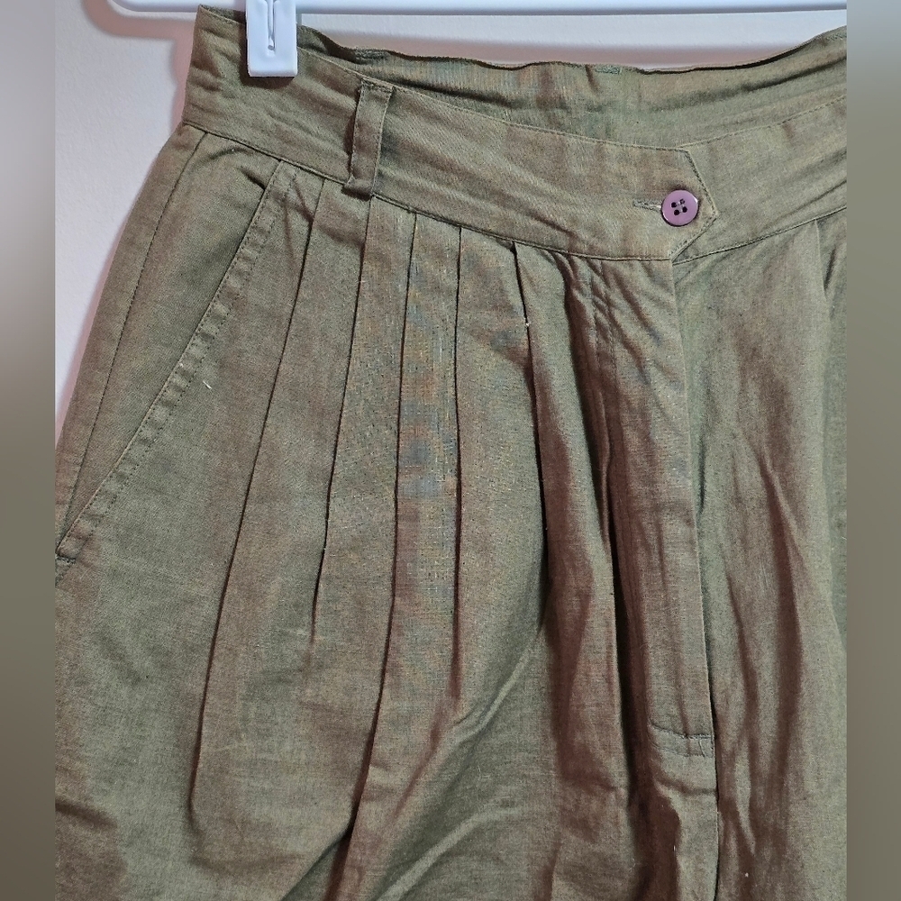 Vintage Brettons 100% cotton tailored bermuda pleated  kaki green short - Picture 3 of 12